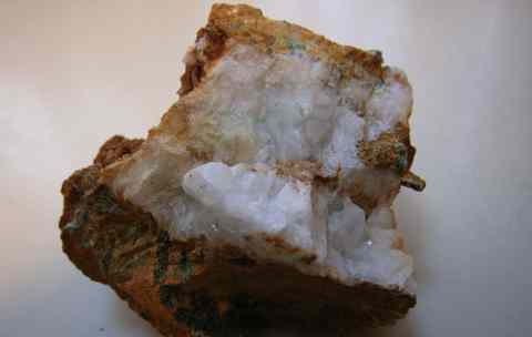 Magnesite